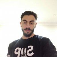 Une photo d’un participant qui veut faire connaissance et se marier