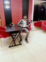 A picture of a participant who wants to get to know each other and get married